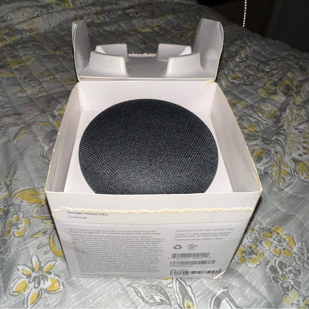 Google Home Mini - Picture 3 of 3